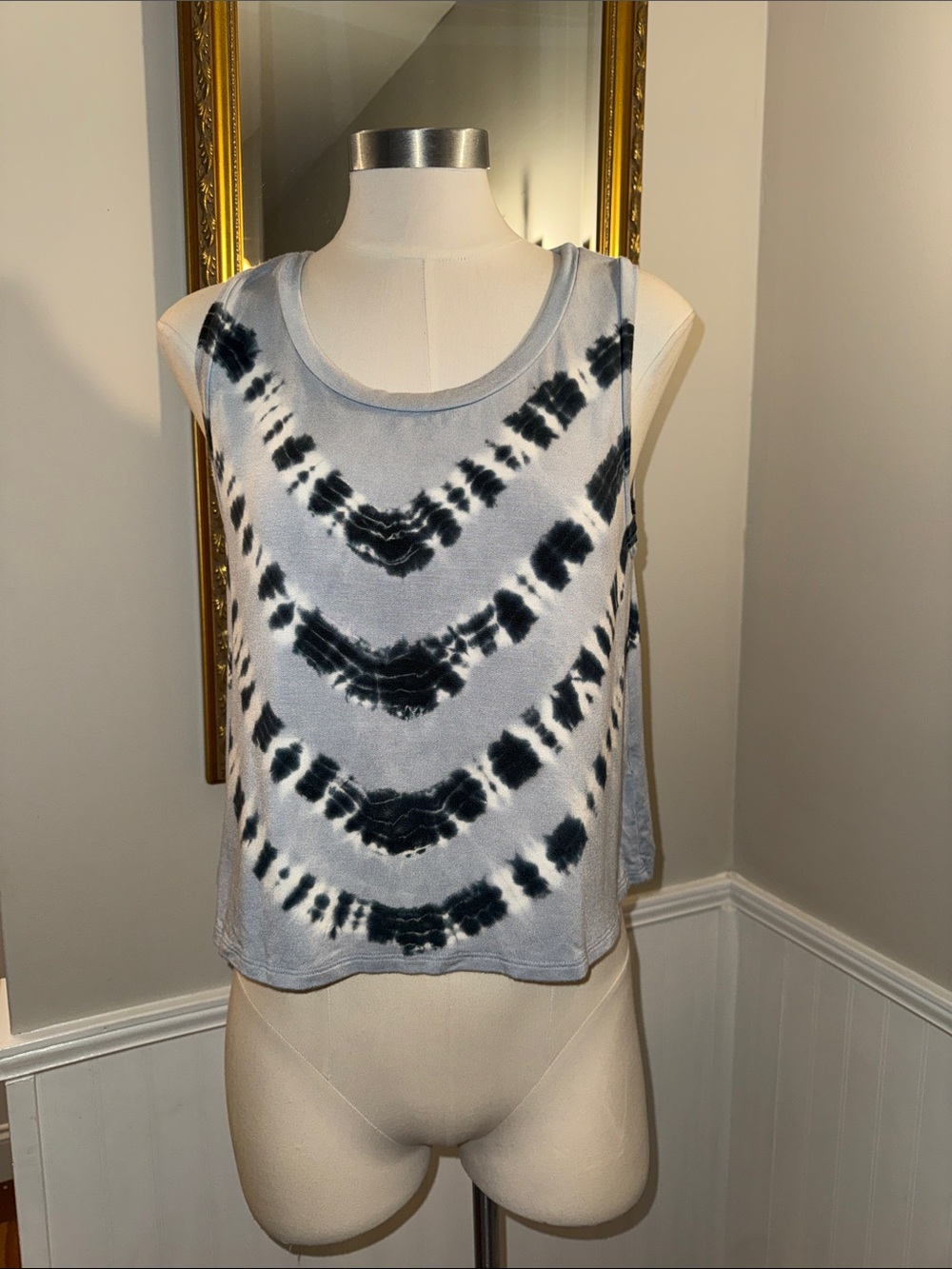 LA Made Light Blue Tie-Dyed Cropped Top. Size Small. NWT.